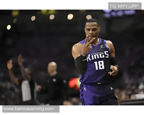 威少分享18赛季心得：不懈努力与正直生活